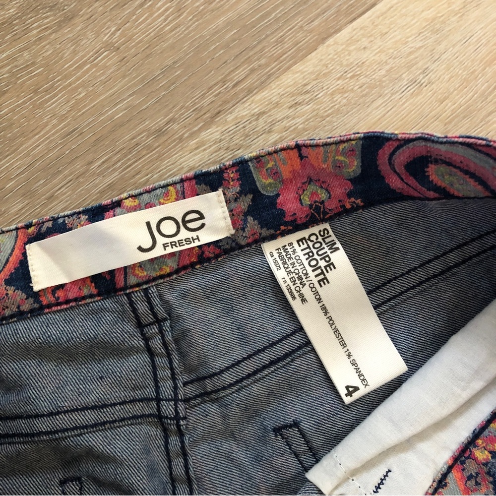 Jeans - Picture 3 of 4